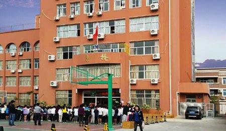 廈門康橋外國語小學(xué)怎么樣？廈門康橋外國語小學(xué)初中派位哪些學(xué)校？